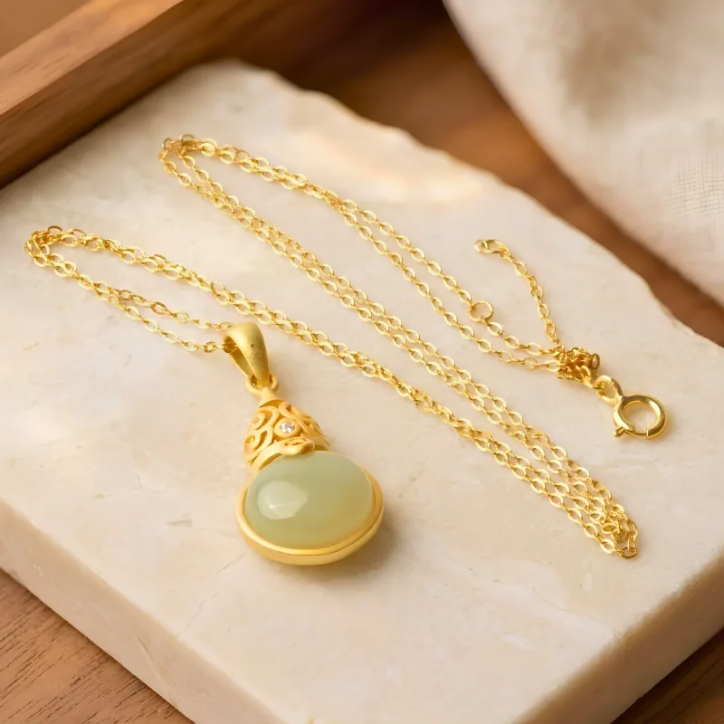 Natural Jade Wu Lou Necklace